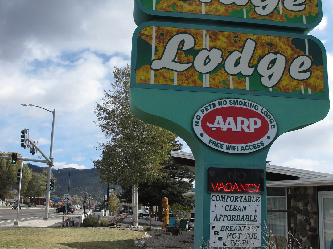 银岭小屋酒店主图