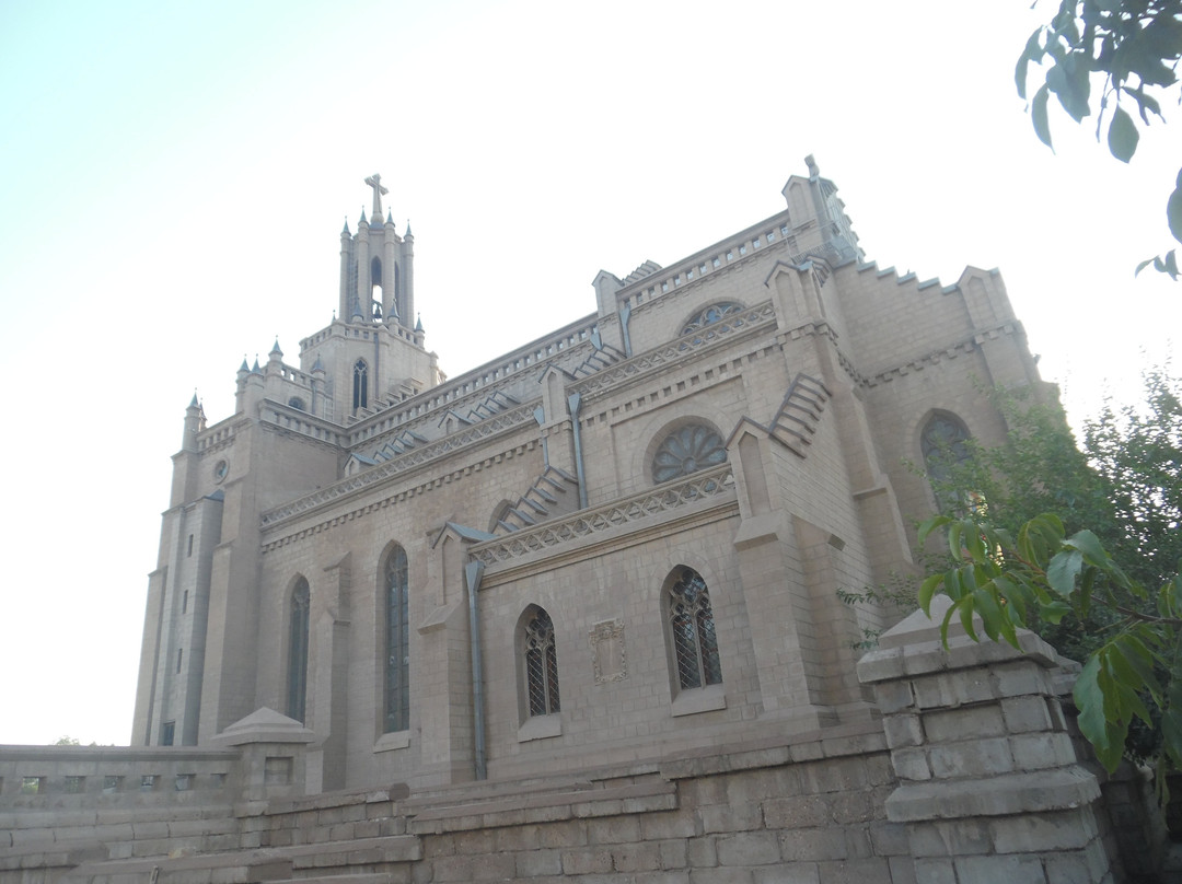 Sacred Heart of Jesus Cathedral景点图片