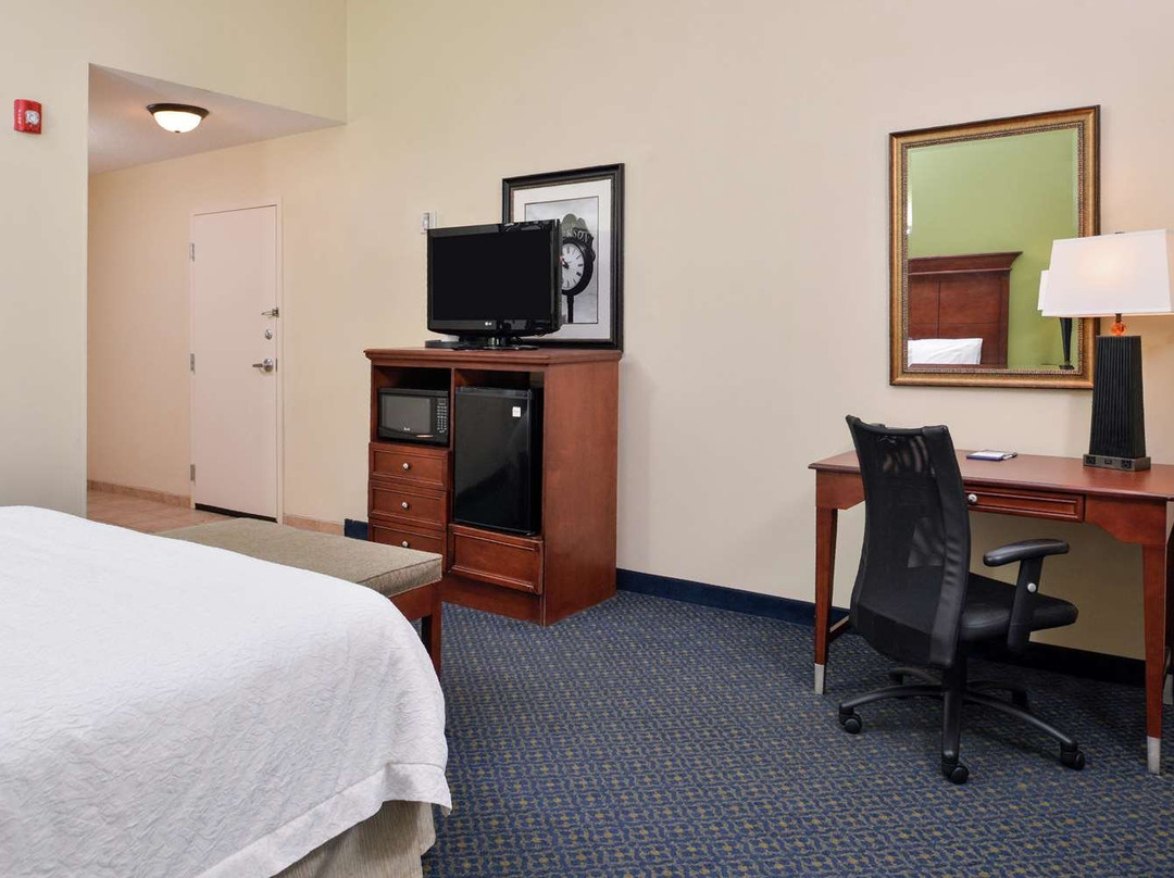 Hampton Inn Jackson主图