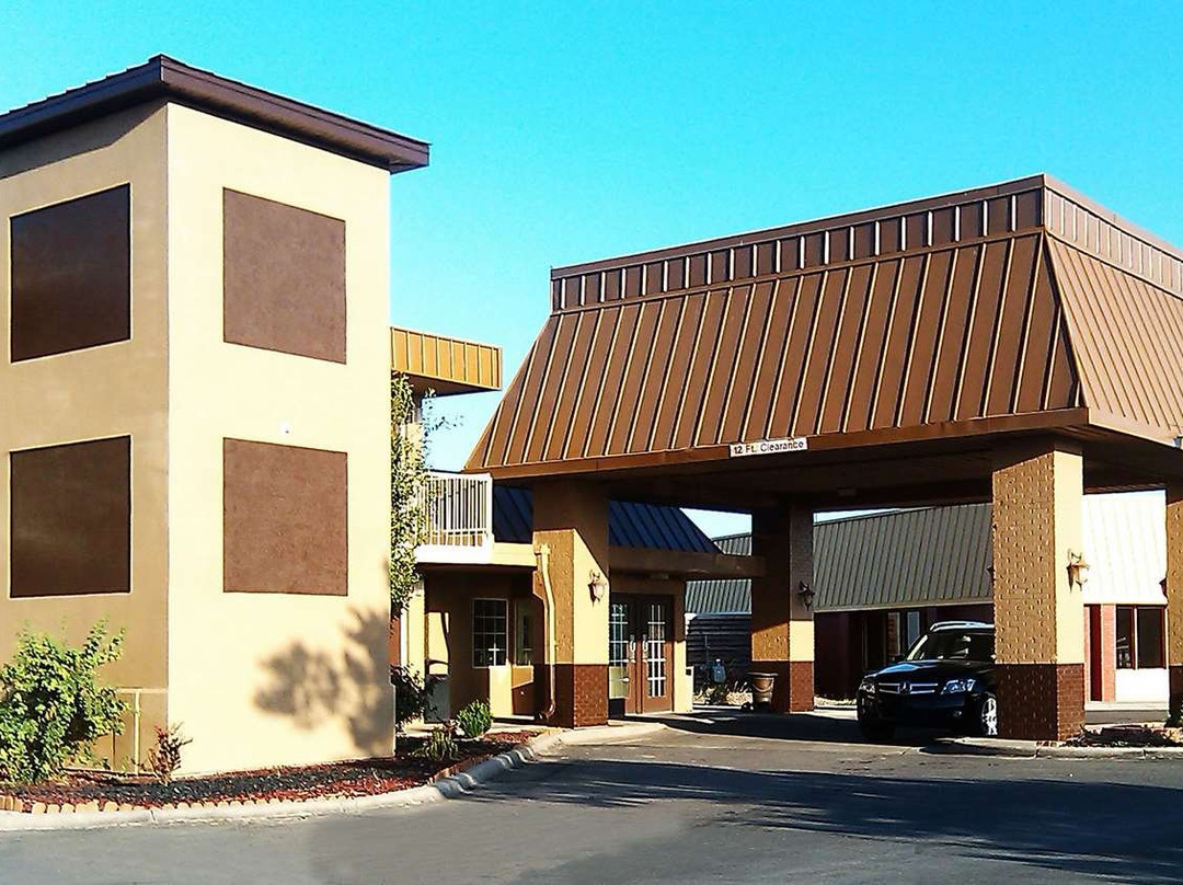 Magnuson Hotel Red Baron主图