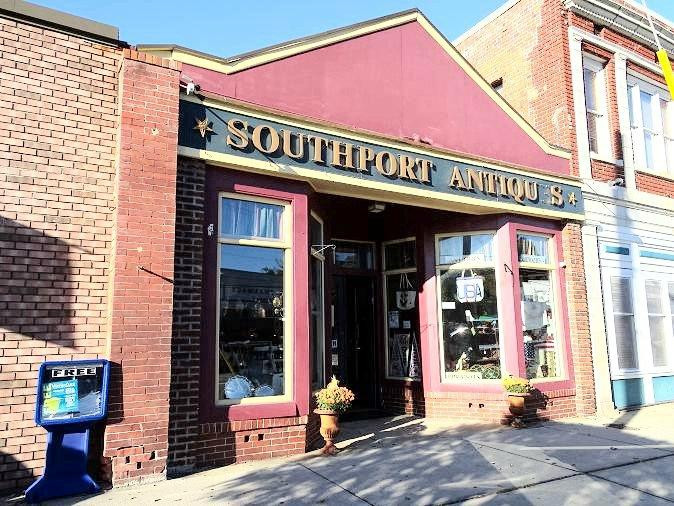 Southport Antiques景点图片