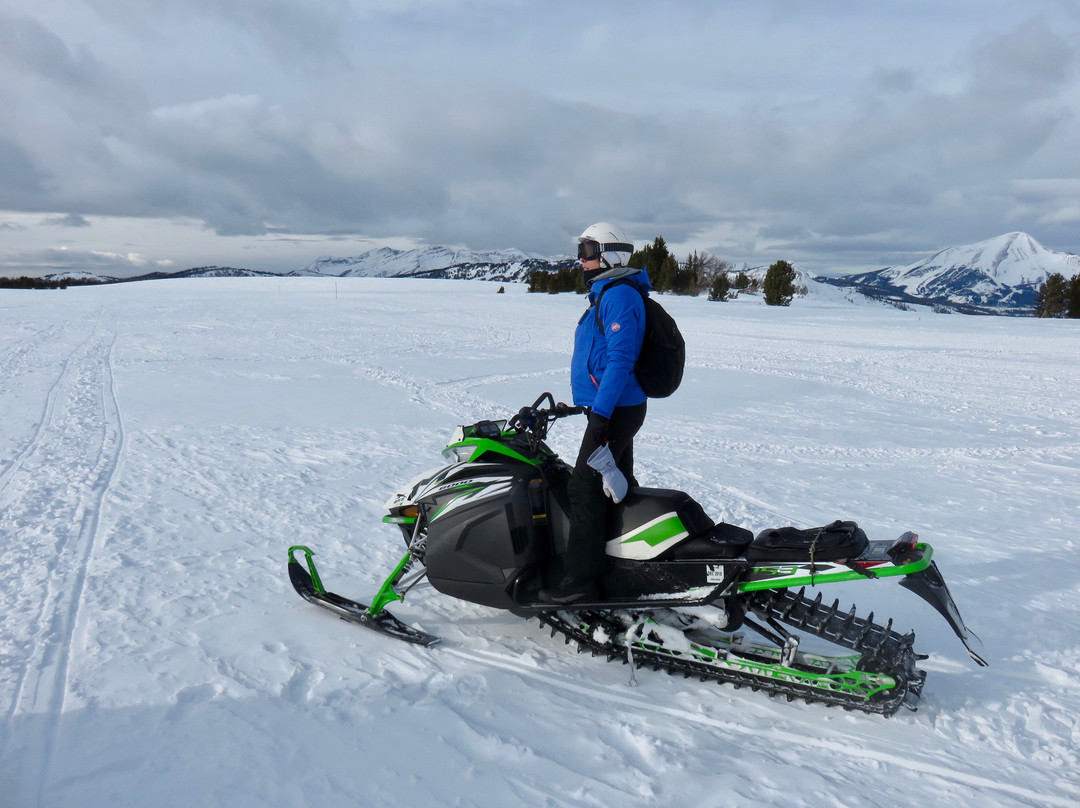 Canyon Adventures Snowmobile Tours-大斯凯必去景点