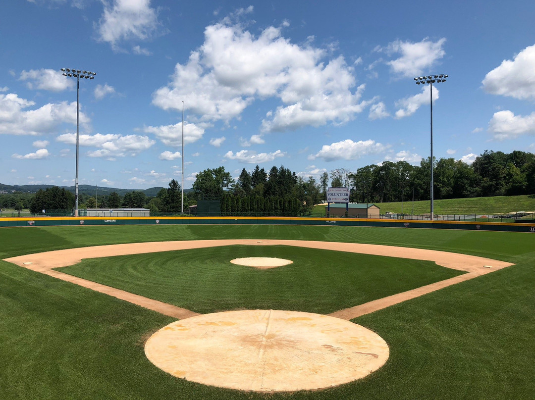 Hughesville旅游景点-Howard J. Lamade Stadium