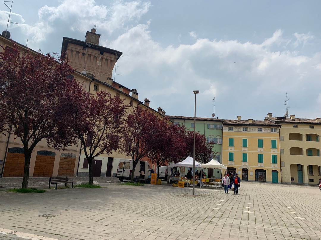 Piazza Fiume景点图片