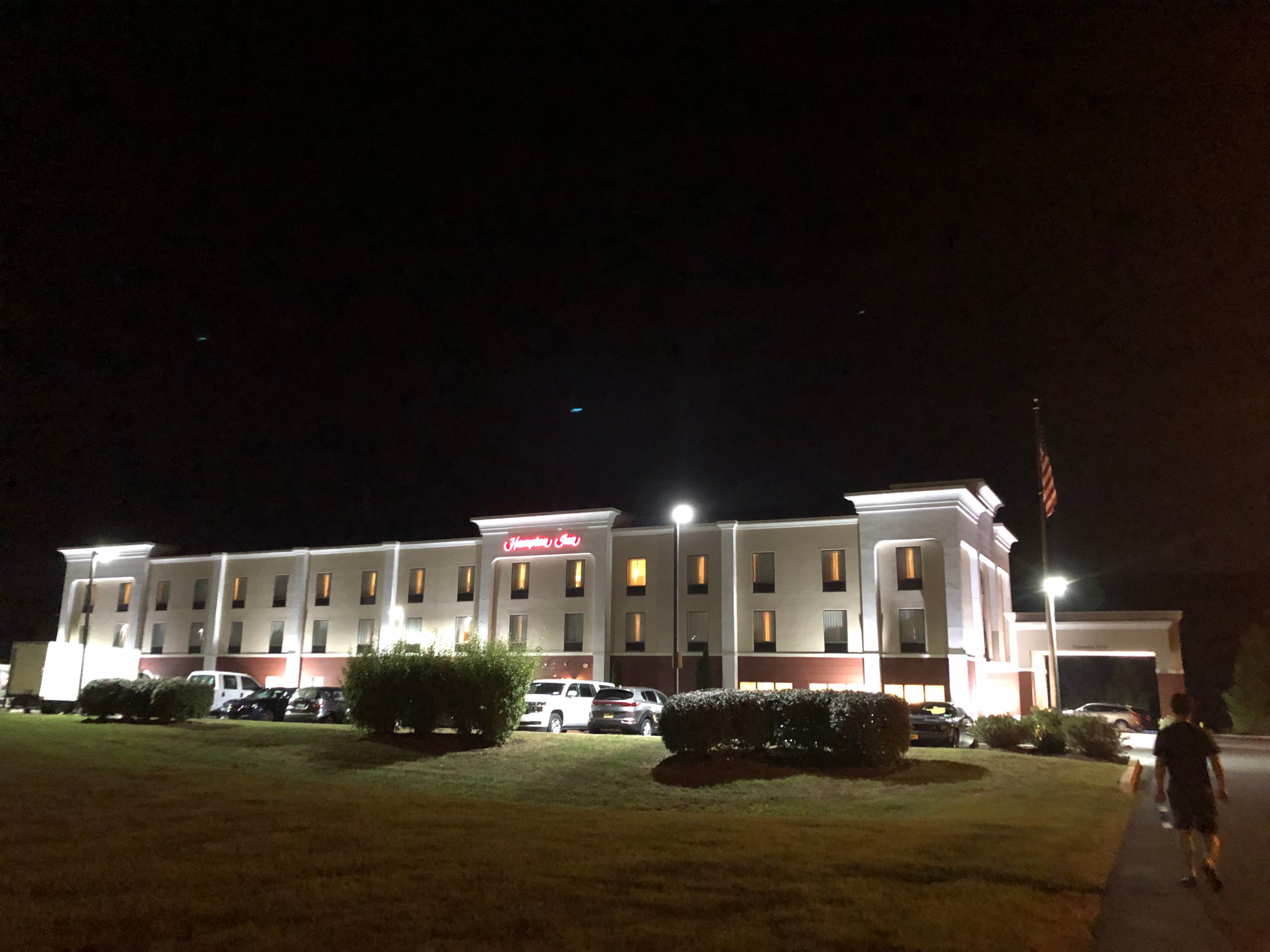 Hampton Inn Pine Grove-浴室