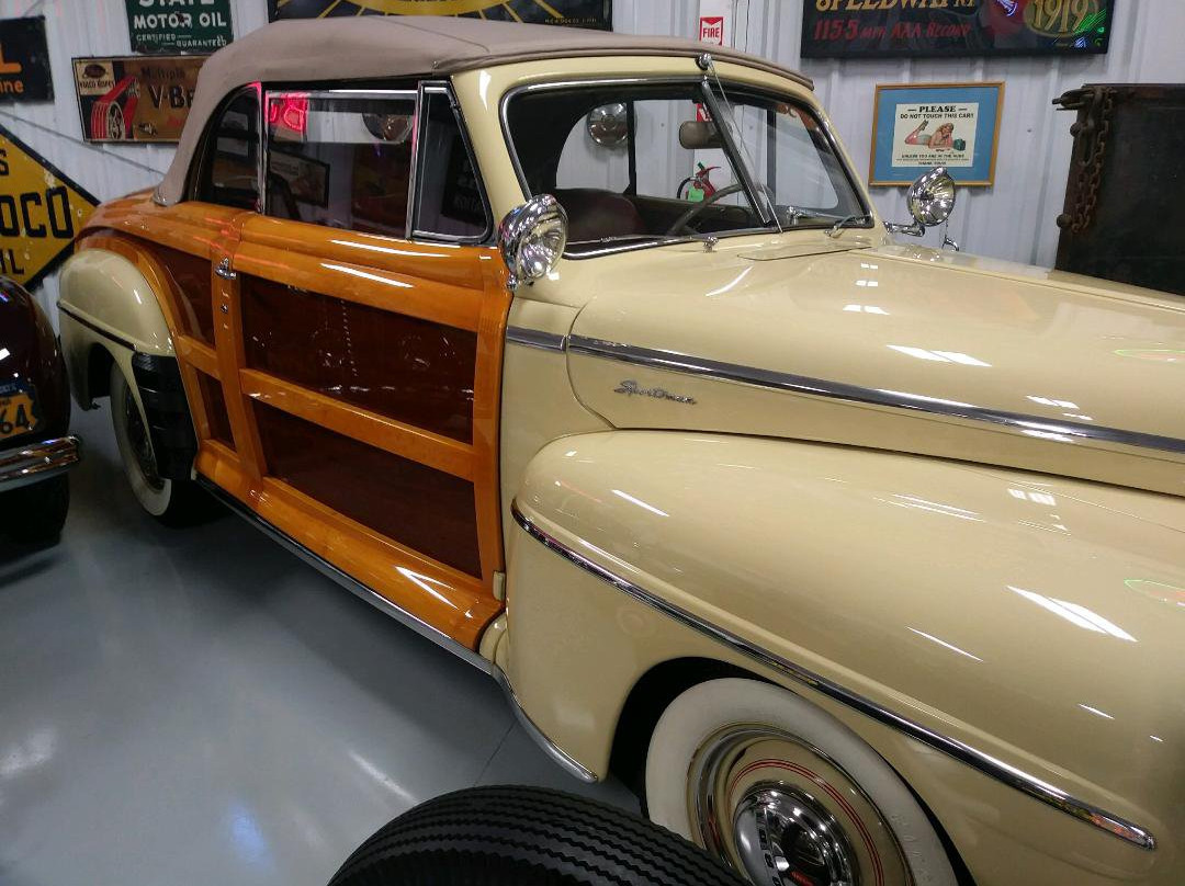 Eagle Mere Auto Museum景点图片