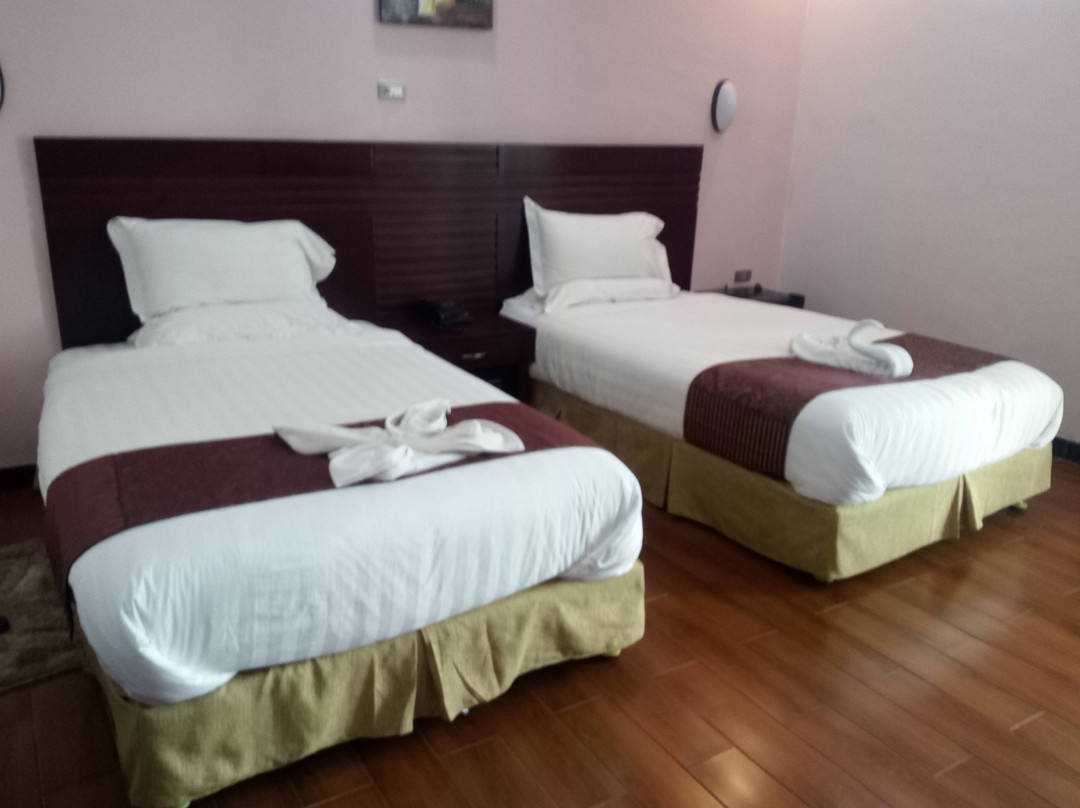 Abay International Hotel主图