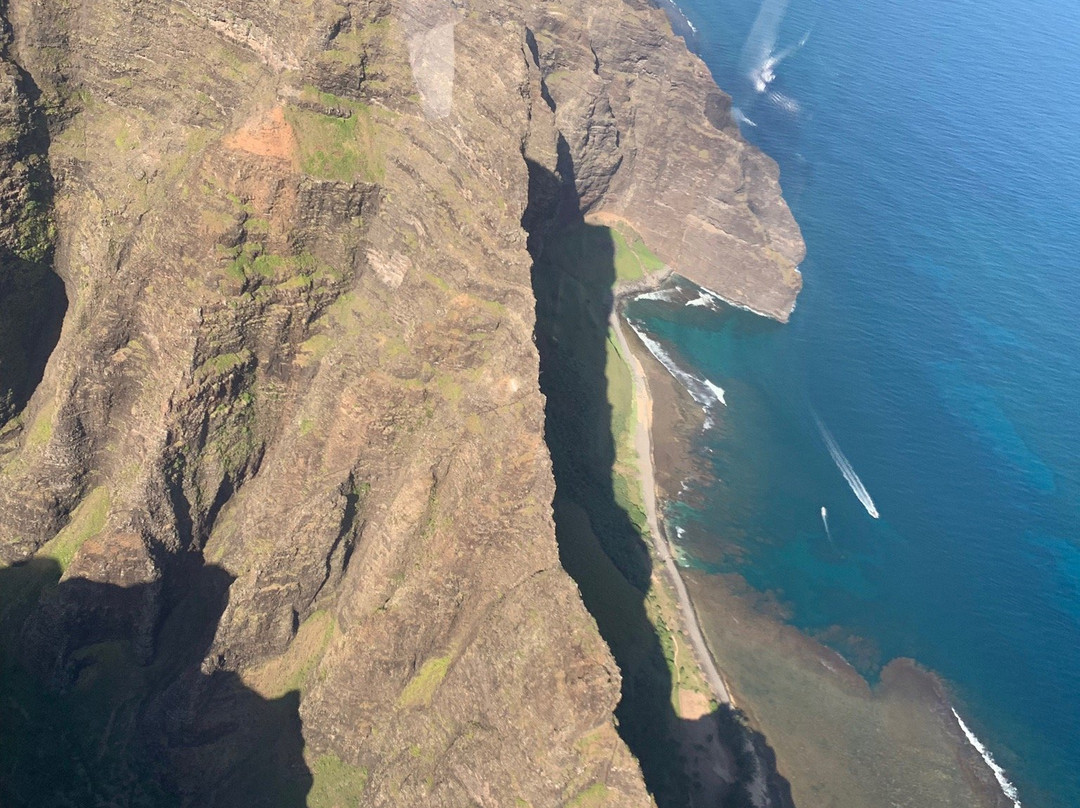 Sunshine Helicopters Princeville-普林斯维尔必去景点