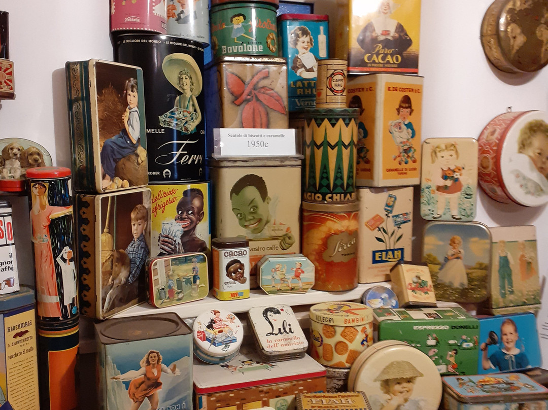 La Casa delle Scatole di Latta