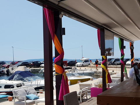 Wolf Transfers-扎达尔必去景点