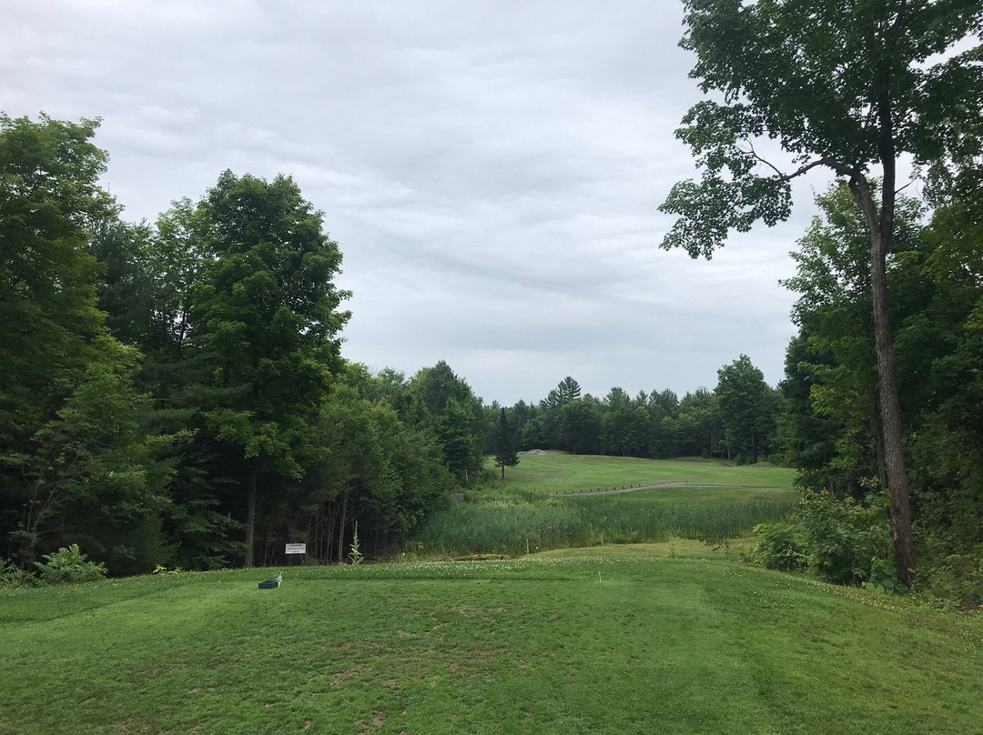 Le Sorcier Golf Course-加蒂诺必去景点