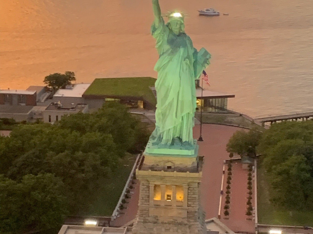 Wings Air Helicopters-怀特普莱恩斯必去景点