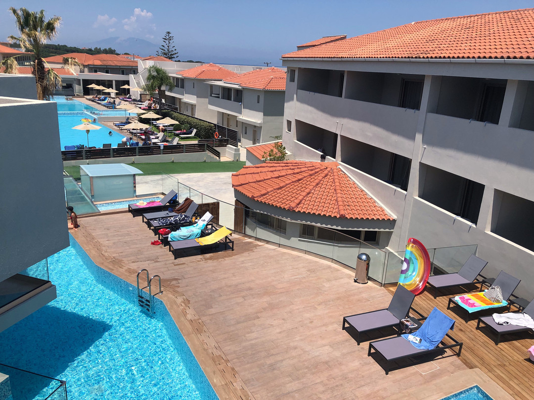 Azure Resort & Spa主图