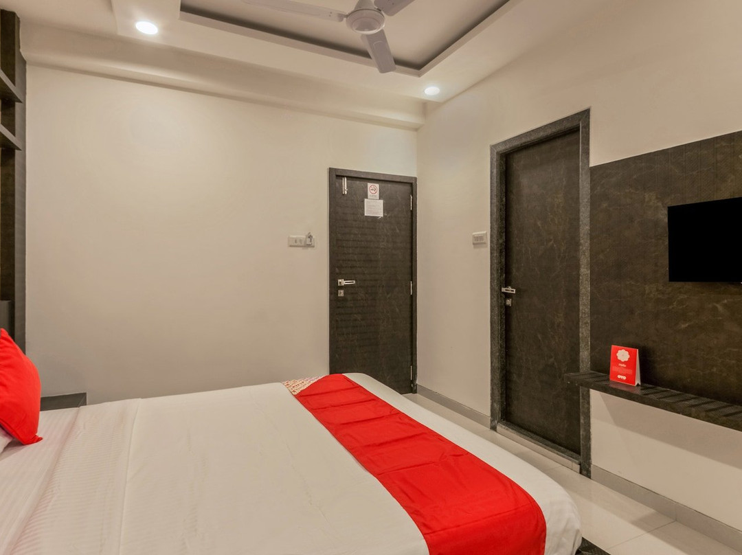 OYO 19196 Shree Sai Niladri Residency主图