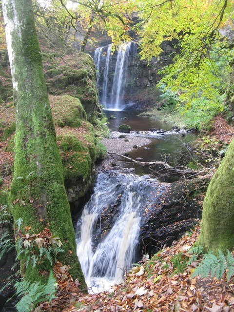 Dalcairney Falls景点图片