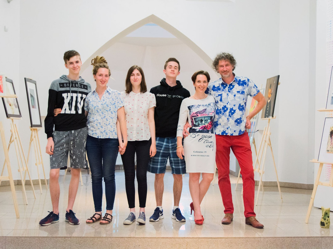 Galeria Sztuki Nizaleznej景点图片