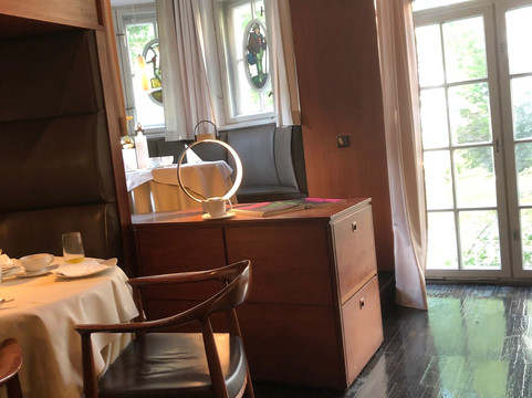 罗森塔尔娱乐场酒店及餐厅主图