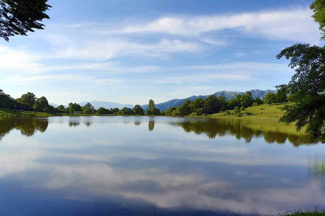 Tsover lake景点图片