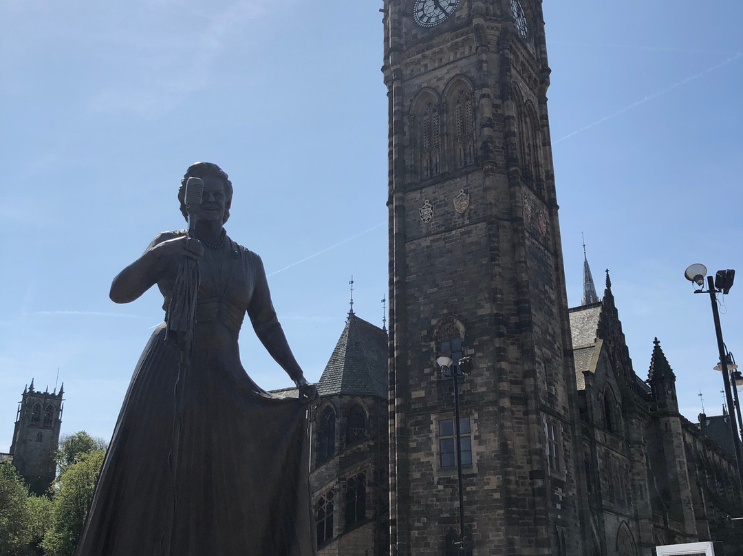 Rochdale Town Hall景点图片