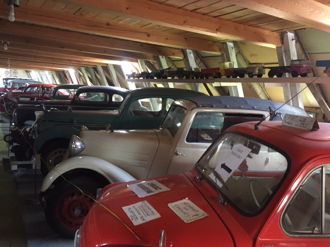 Museum of Historic Vehicles and Agricultural Equipment-Tyn nad Vltavou必去景点