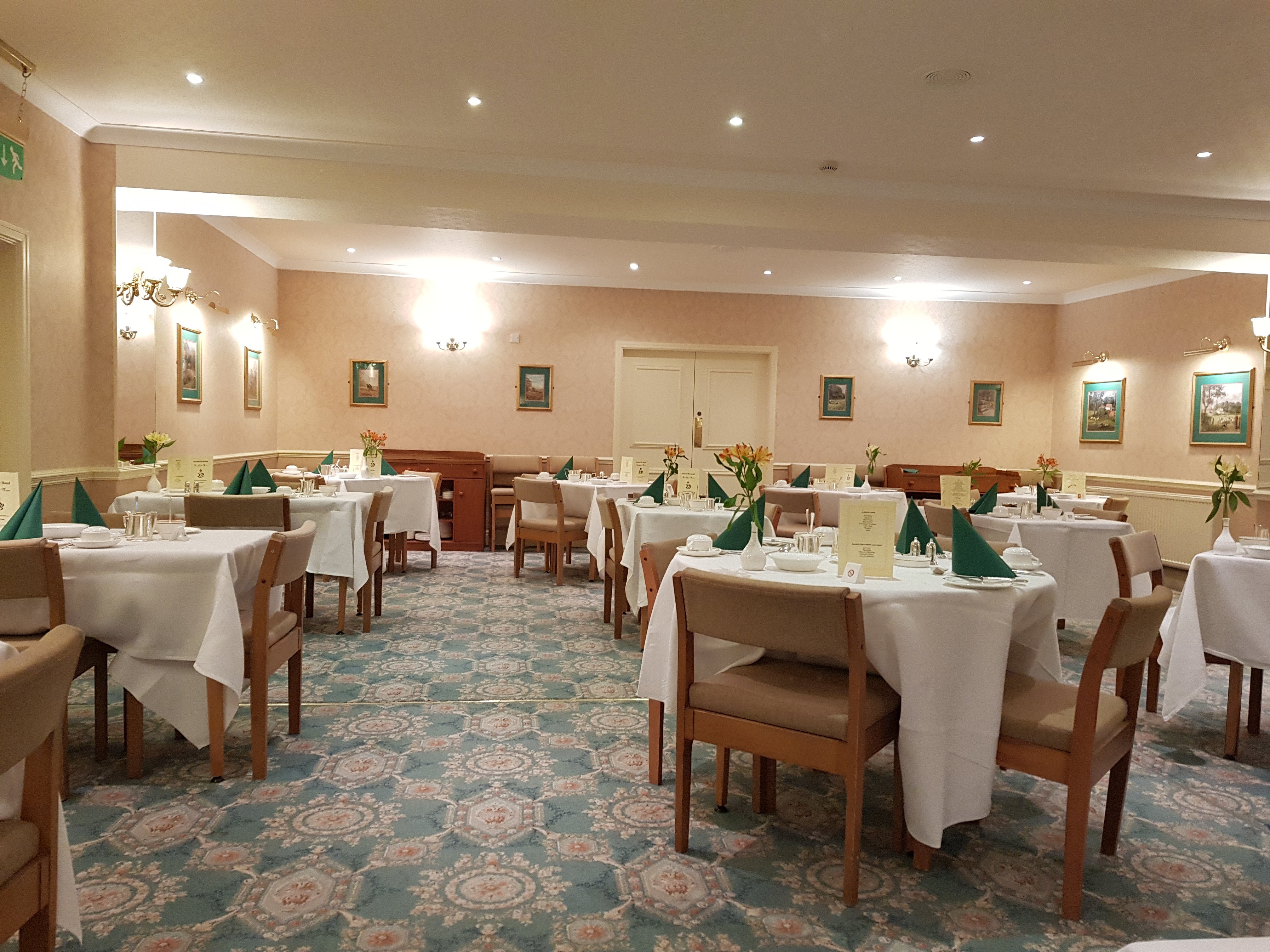 Saxonville Hotel-餐饮