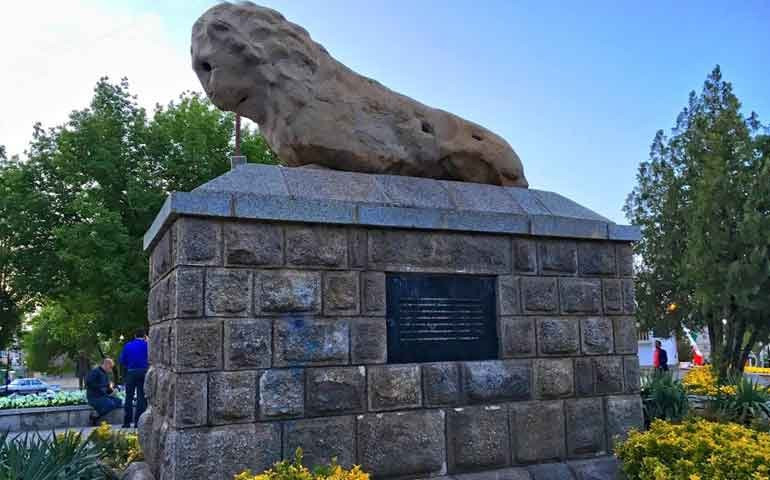 Shir Sangi (Stony Lion)-Hamadan必去景点