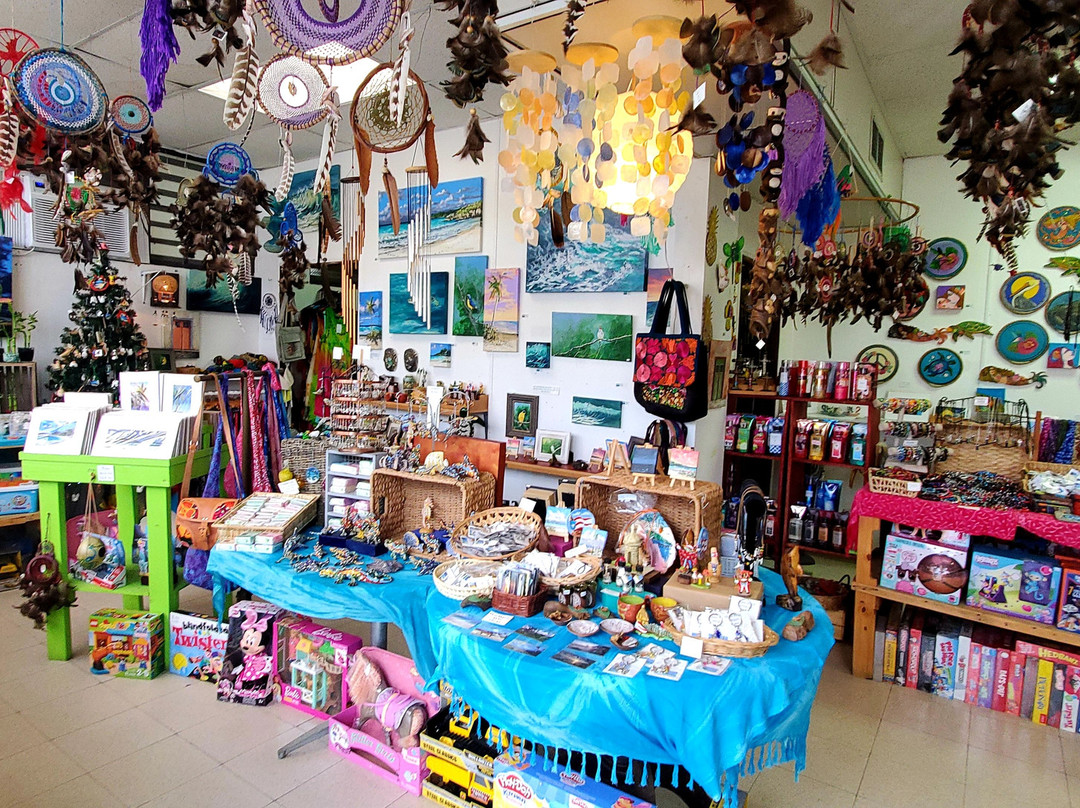 Luna Loca-维切克岛必去景点