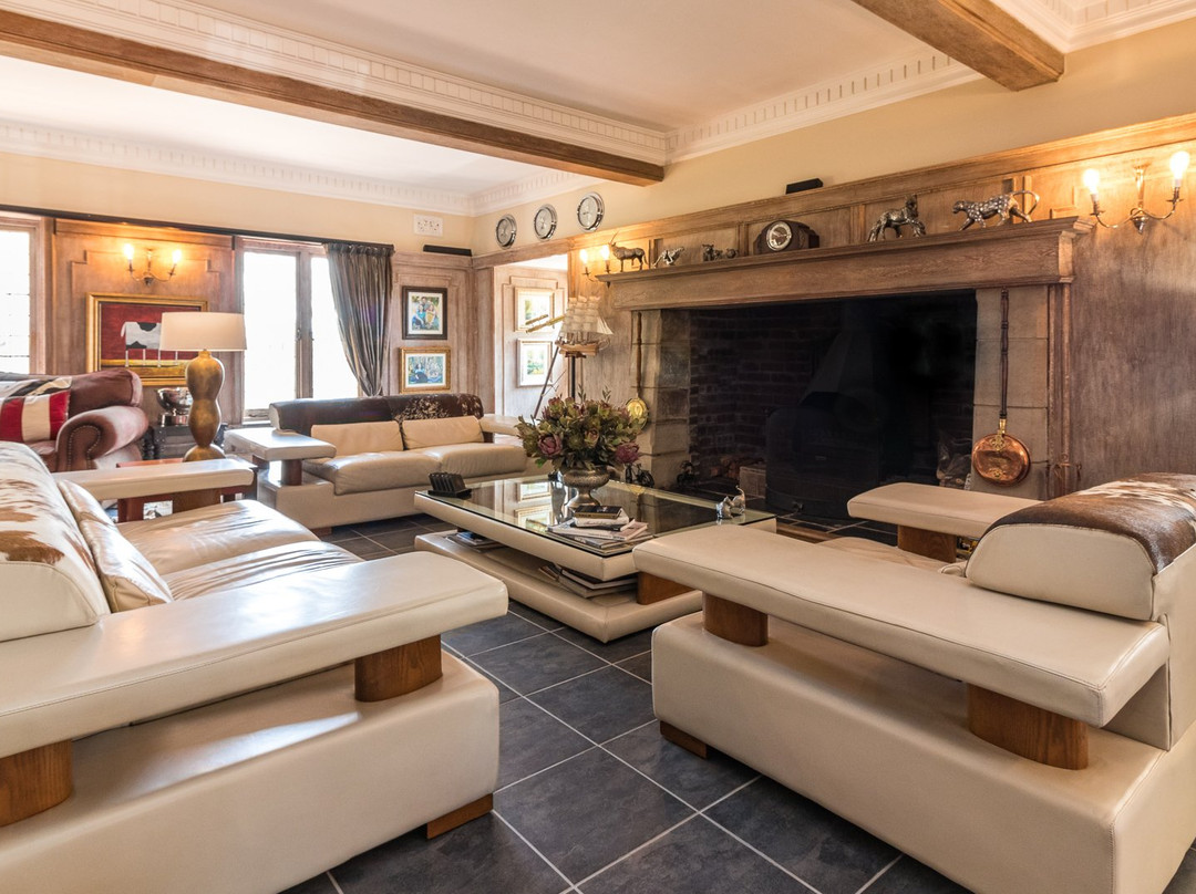 Hillside Guesthouse主图