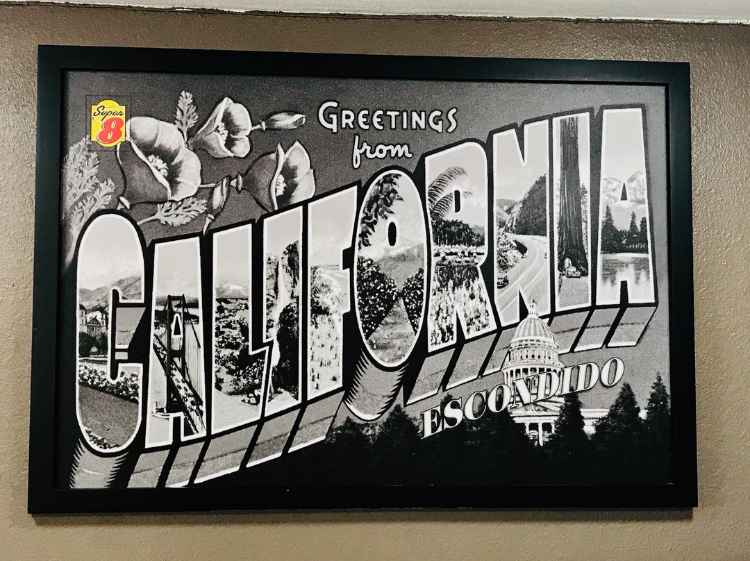 埃斯孔迪多速8酒店主图