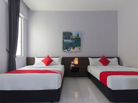 斯里林茂酒店主图