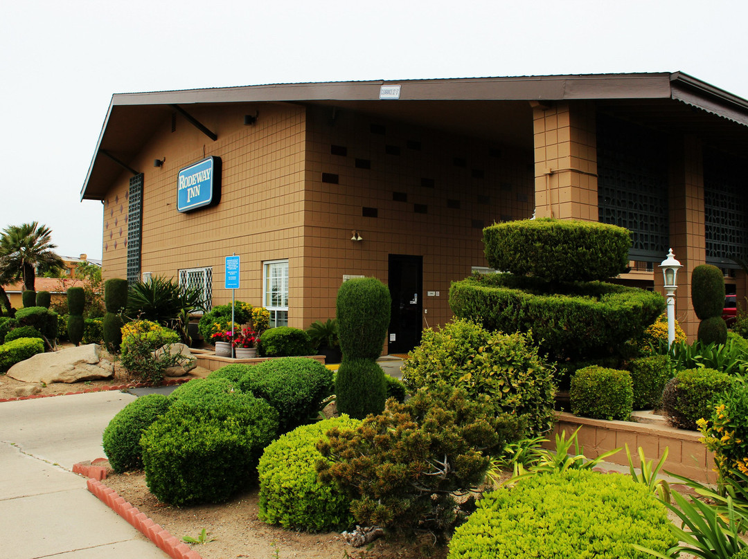 Rodeway Inn near University - Gateway to Yosemite主图