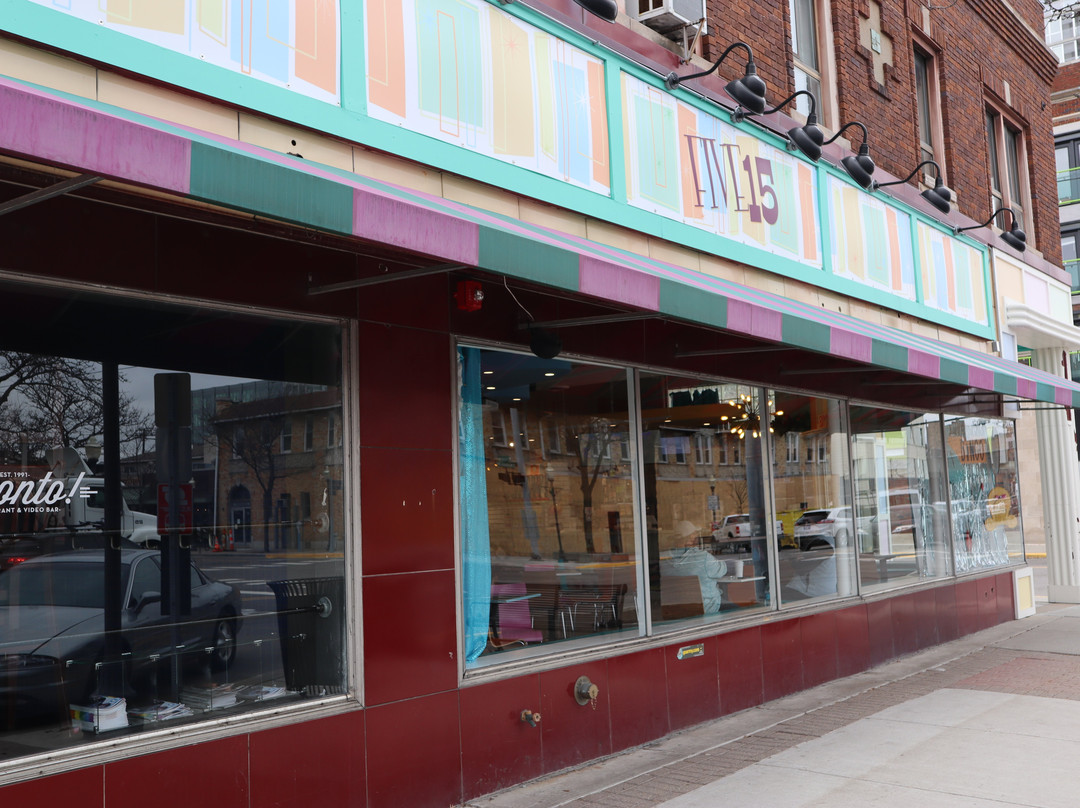 Drag Queen Bingo-罗亚尔奥克必去景点