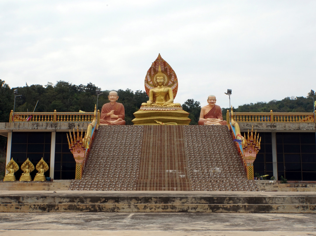 Wat Khao Din-攀武里必去景点