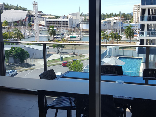 Allure Hotel & Apartments主图