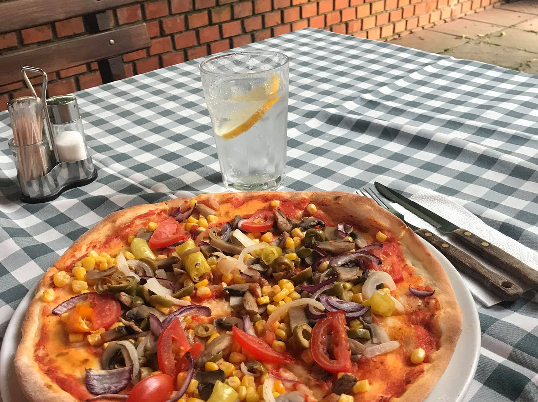 Kis-Korona Restaurant - Pension - Pizzeria主图