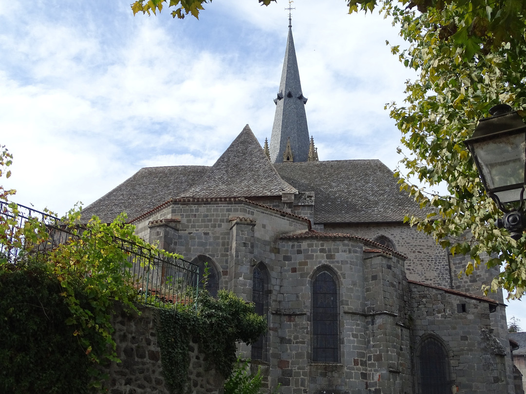 Abbatiale Saint-Geraud景点图片