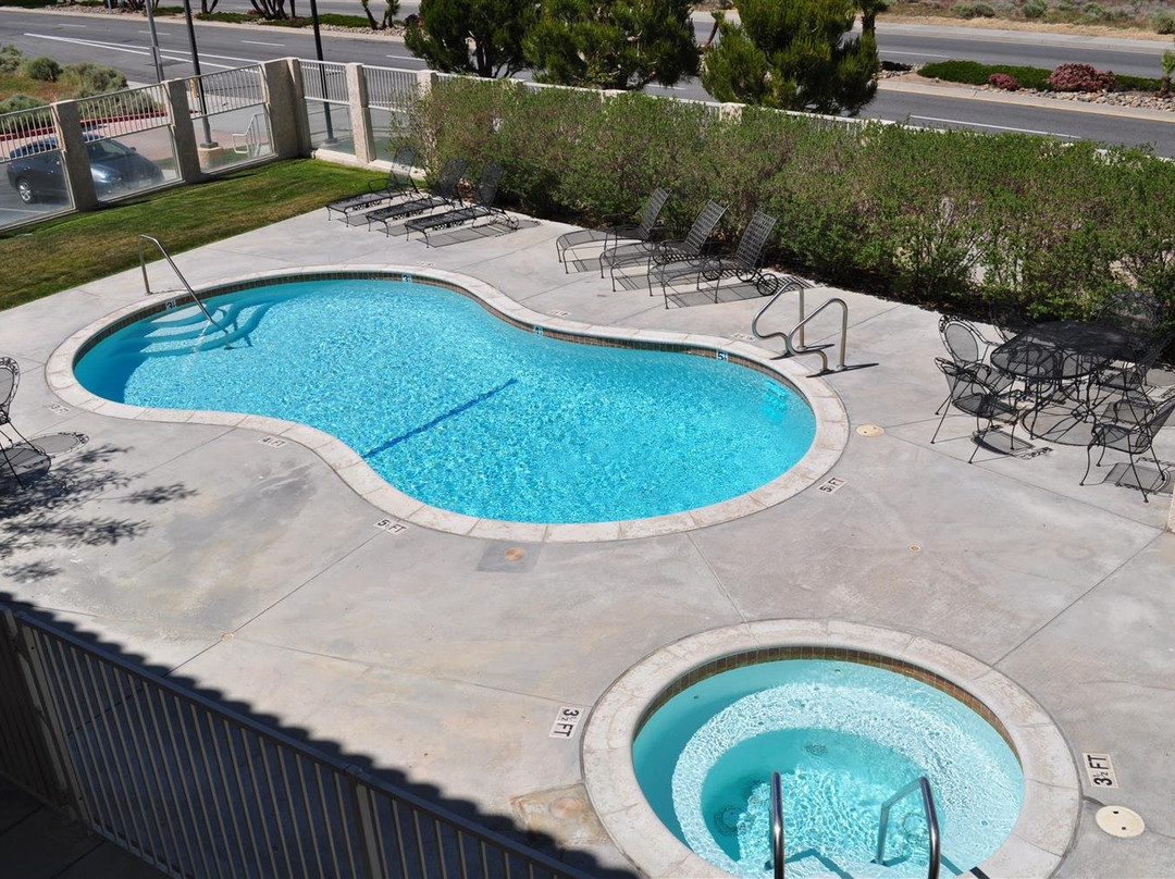 Best Western Plus John Jay Inn & Suites主图