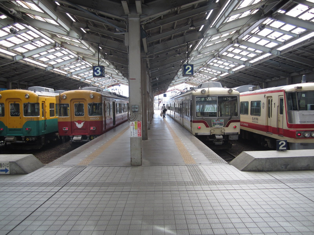 Toyama Chiho Railway - Railway System景点图片