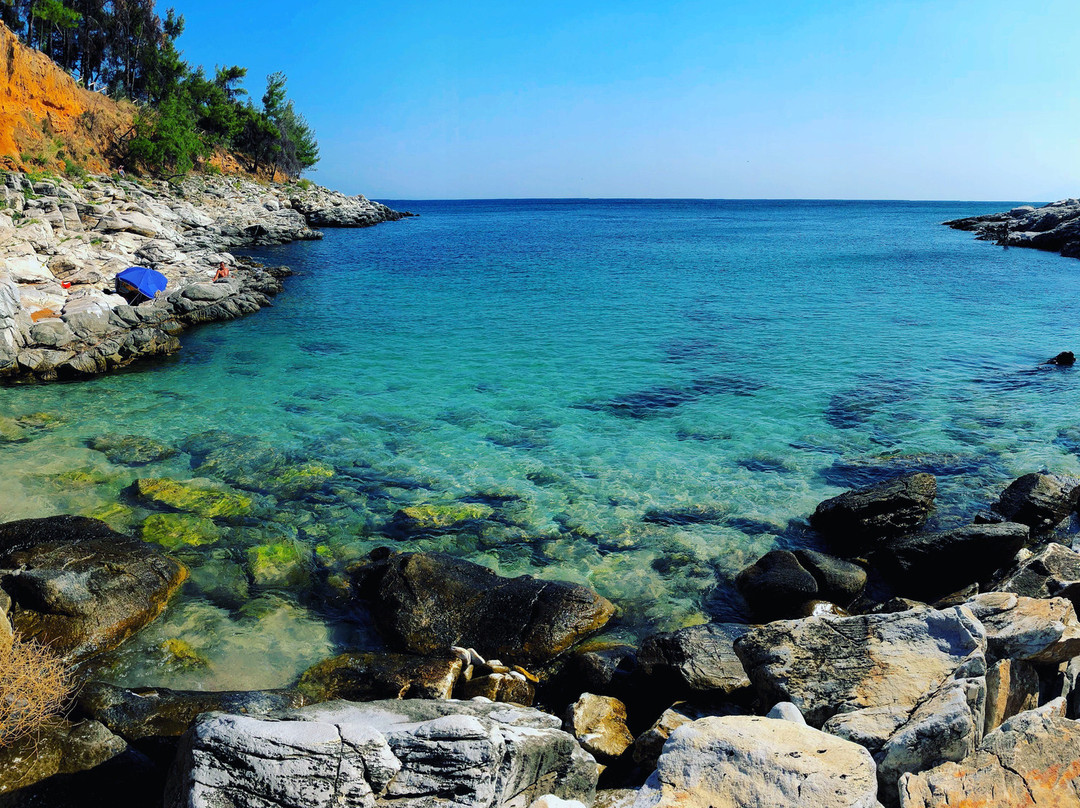 Skidia beach景点图片