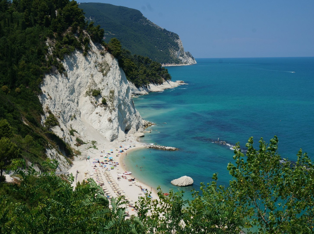 Spiaggia dei Frati景点图片