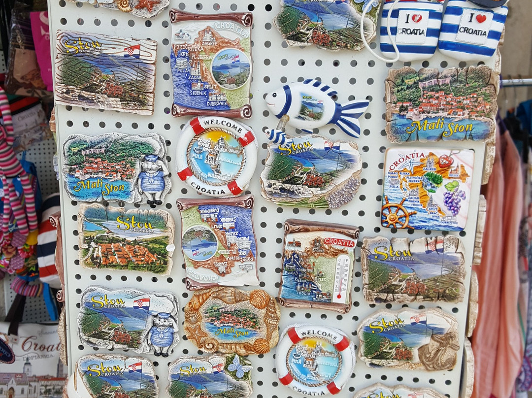 Souvenir Shop-斯顿必去景点