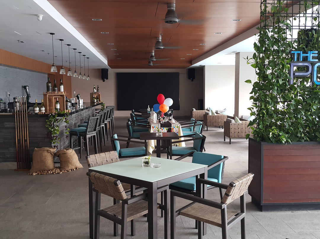 士乃宴宾雅酒店主图