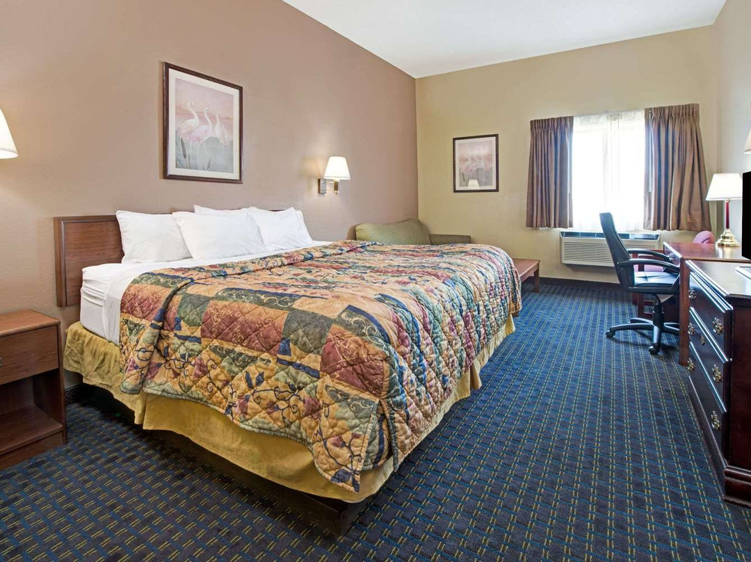 科林斯维尔戴斯酒店主图