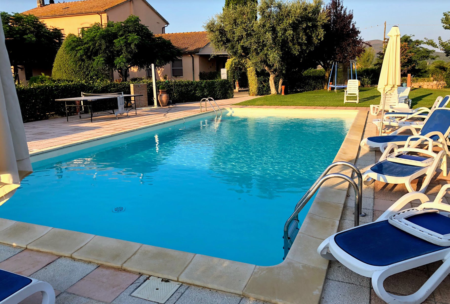 Agriturismo Al Vermigliano-泳池