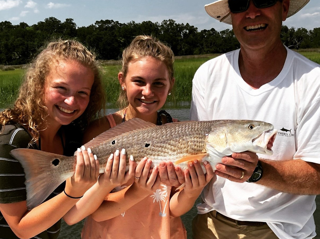 Charleston Fish Rod Bending Company - Private Fishing Charters景点图片