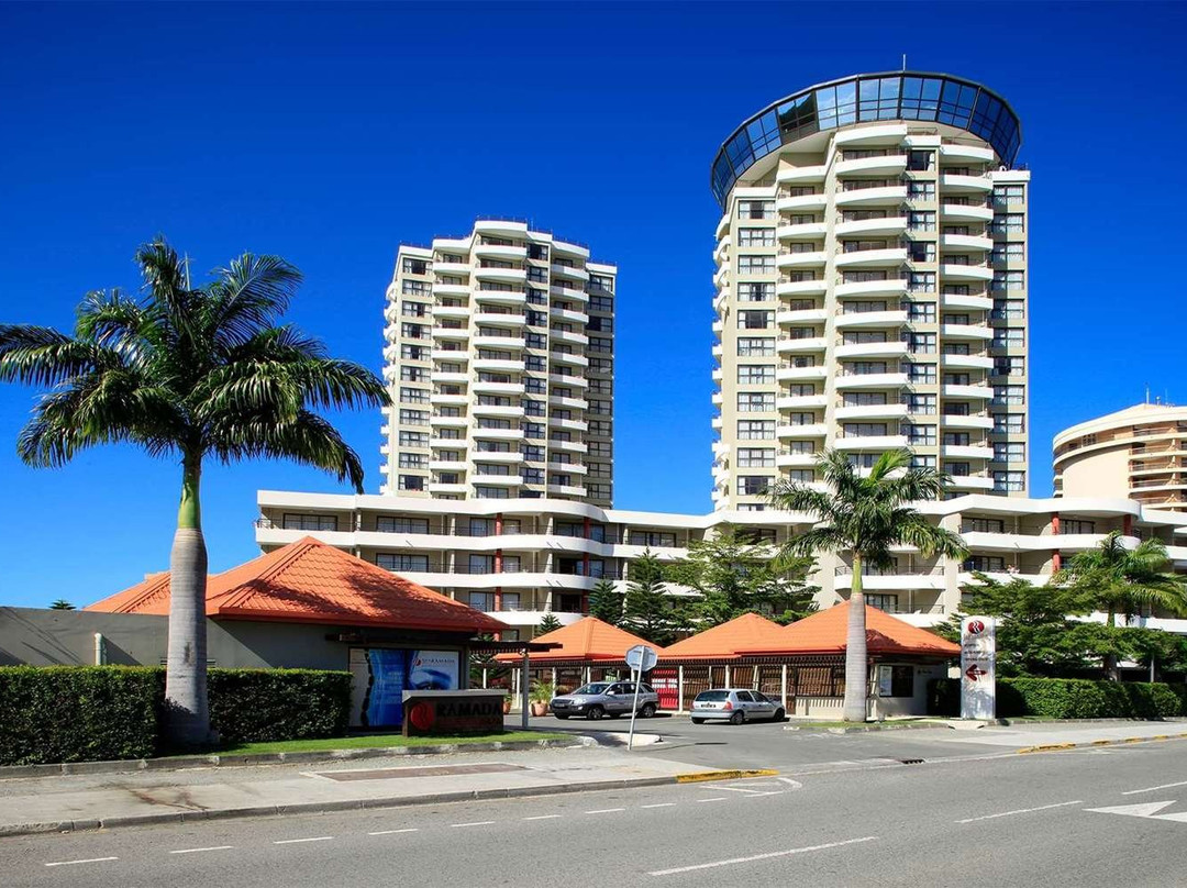 诺美亚华美达广场酒店主图