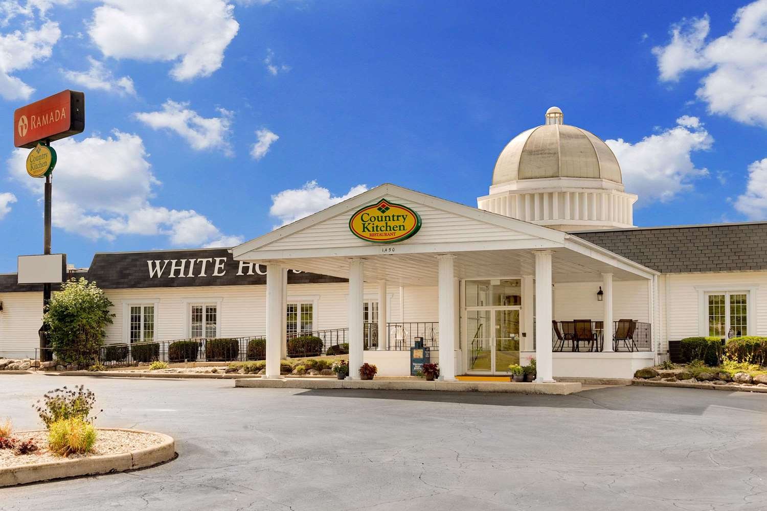 Ramada by Wyndham Richland Center-官方