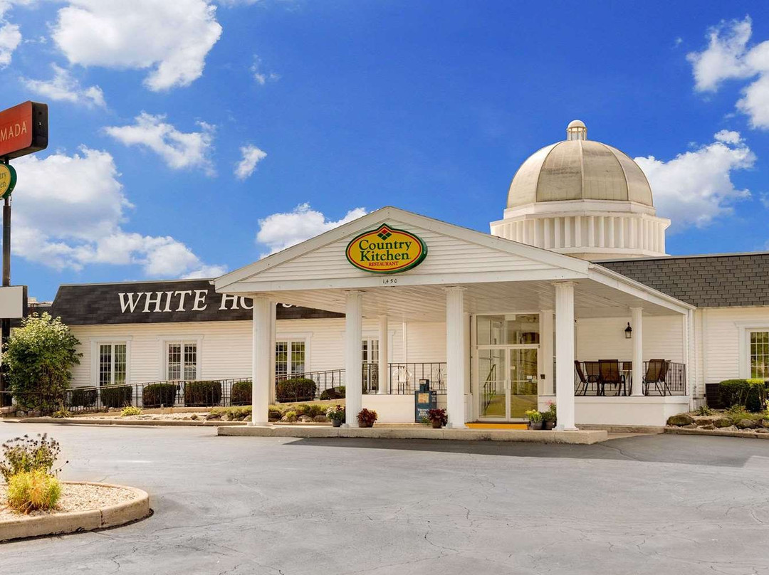 Ramada by Wyndham Richland Center主图