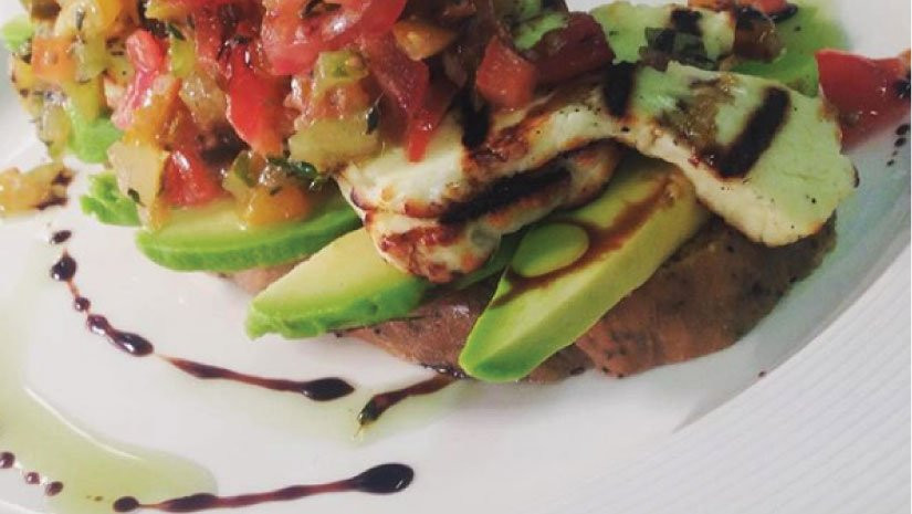 The White Horse主图