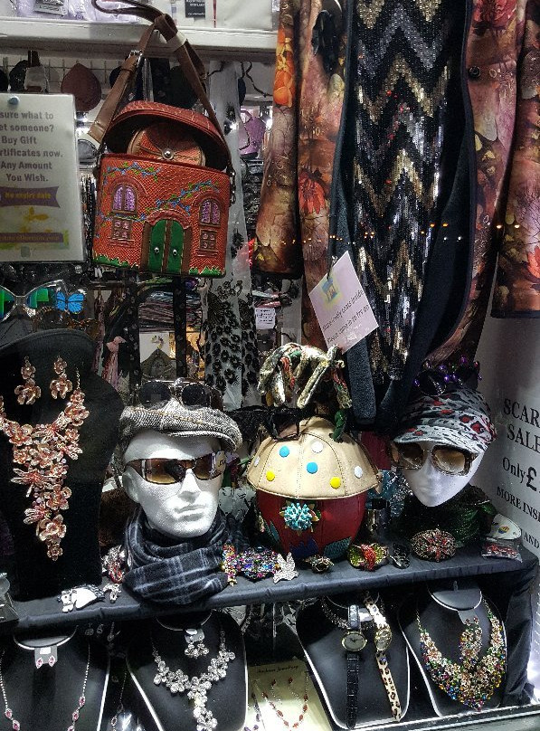 Farsim Collection-迪奥必去景点